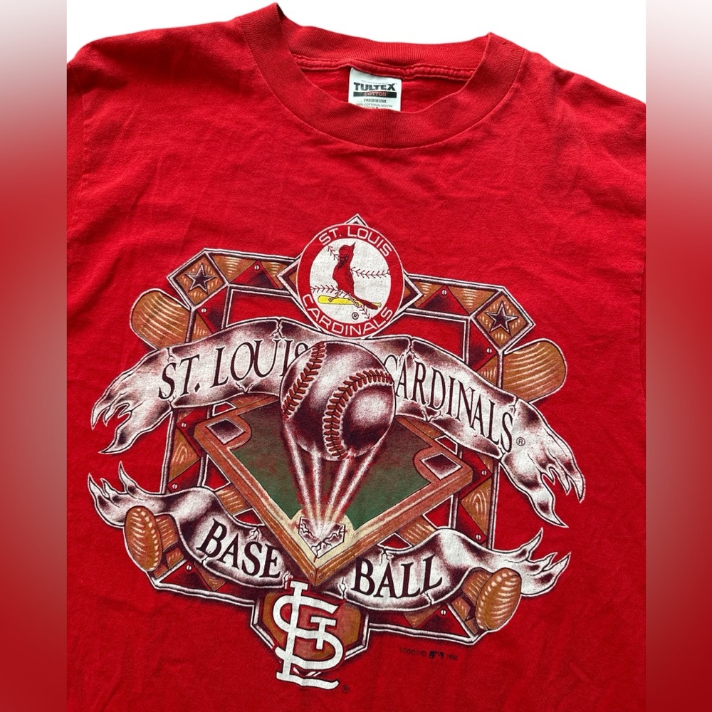 Vintage Logo 7 St. Louis Cardinals Men’s‎ T-Shirt Size Large 1996 Red Stl Cards